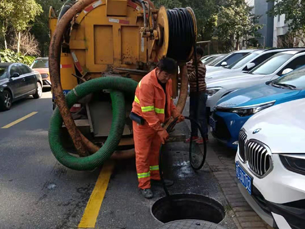 南朗镇排污管道清淤